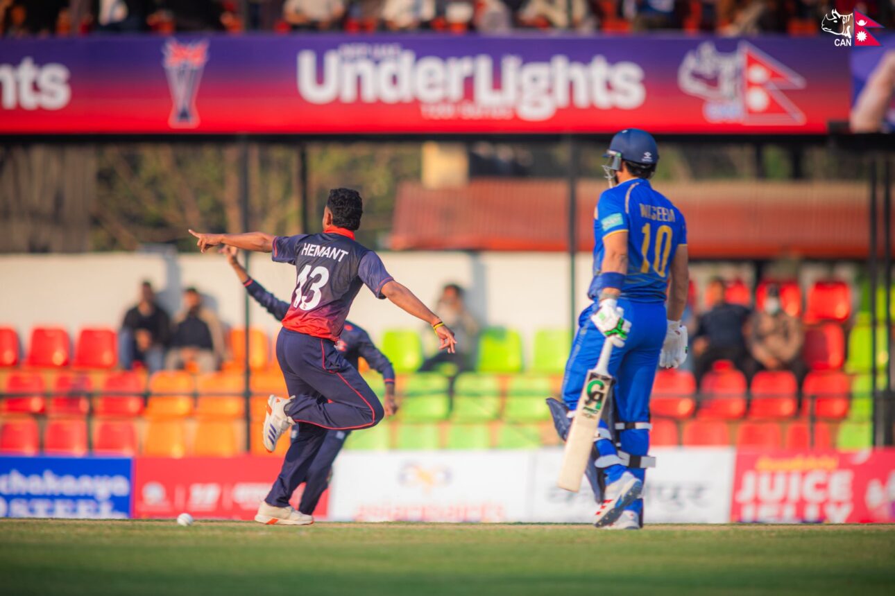 यूएईले नेपाललाई १२९ रनको लक्ष्य