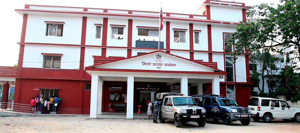 पर्सामा नागरिकता लिँदै राष्ट्रिय परिचयपत्रको बायोमेट्रिक सुरु