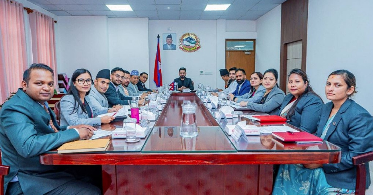 इन्धन खपतका लागि घरबाटै काम गर्न सरकारको आग्रह