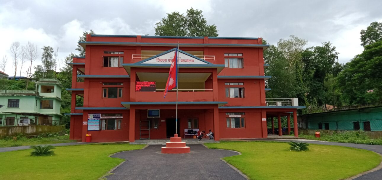 पहिरो जोखिम बढेपछि खुर्कोट–नेपालथोक खण्डमा राति गाडी चलाउन रोक