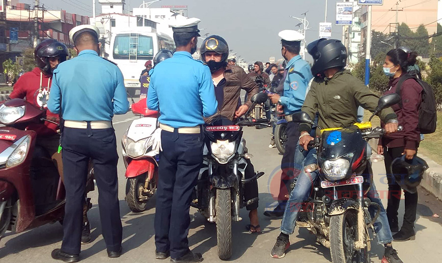 तीव्र गति र ट्राफिक उल्लङ्घन बढ्दा हजारौँ चालक कारबाहीमा