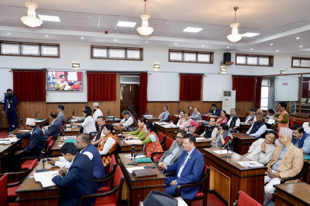 राष्ट्रियसभामा भूकम्पपीडितदेखि सुकुम्बासीसम्मका विषयमा सरकारको ध्यानाकर्षण