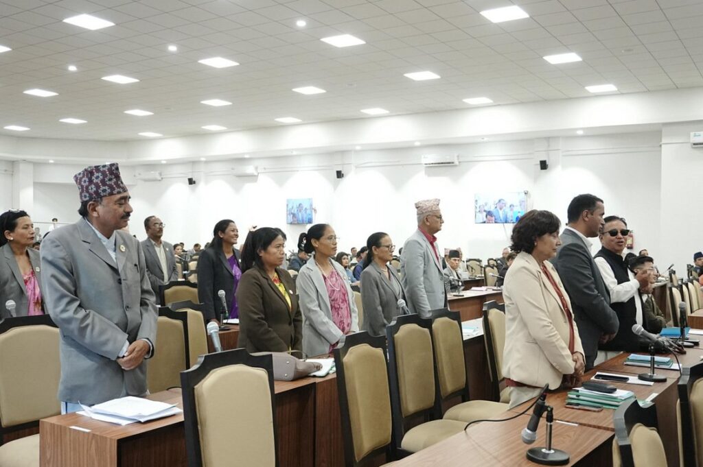 अध्यादेशको विरोधमा प्रतिनिधिसभामा विपक्षी सांसदहरूको अवरोध