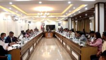 मधेशको घटनाबारे सांसदहरूसँग छलफल