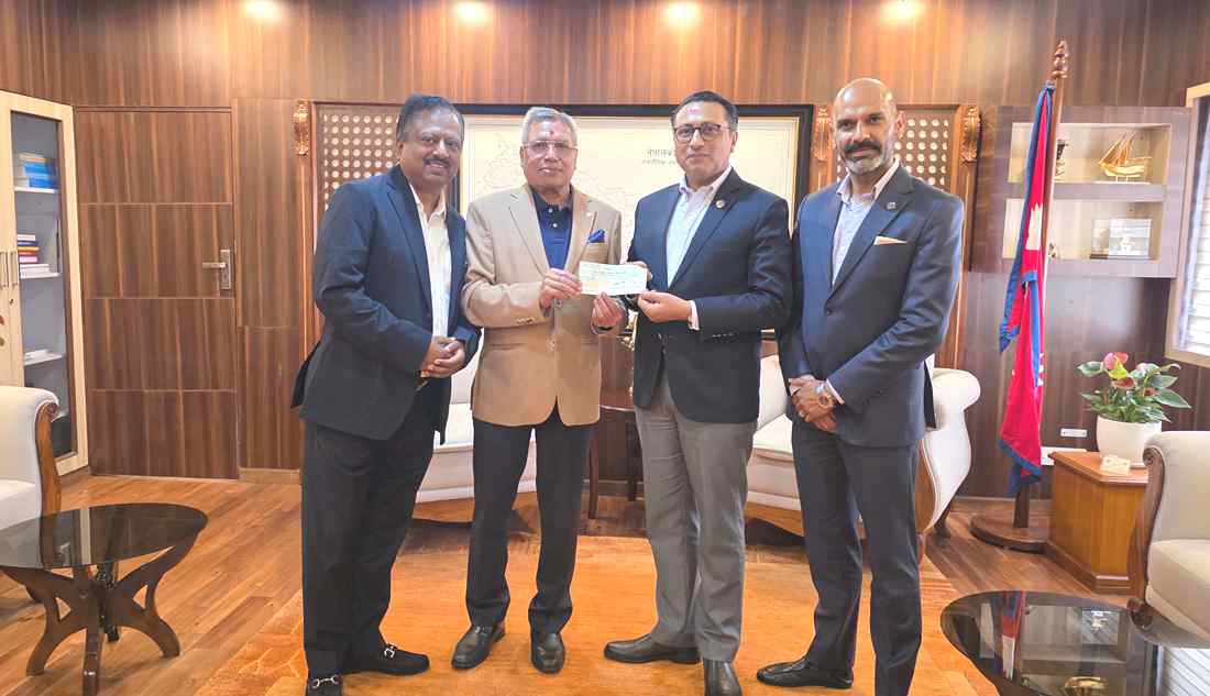 भोटेकोशी बाढीपीडितका लागि नेपाल लाइफको २ करोड ५१ लाख सहयोग